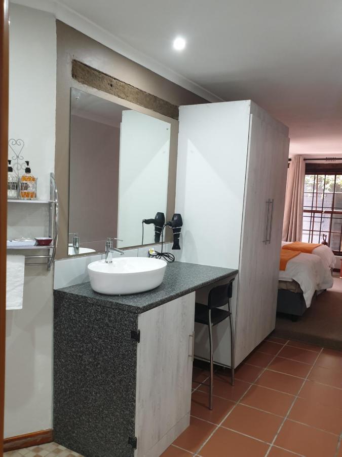 Bio-Pointment Guest Suites Johannesburg Zewnętrze zdjęcie